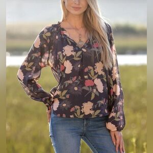 Dylan Chloe Blouse Black Floral Chiffon Top Size M